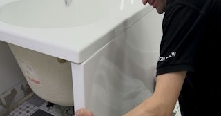 Установка экрана под ванну - цена за работу от 4068 руб. в Угличе